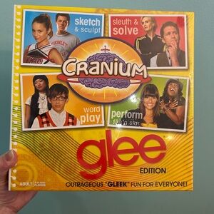 Hasbro CRANIUM GLEE Edition Board Game 2011 Gleek Fun! Fox USAopoly NEW